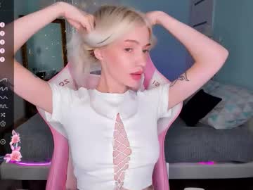 Anyataylorr, 25 years old, Goal: ??whirl around and show more of me #new #nonude #skinny #submissive #bdsm - Next Goal: ??Doggy tease, webcam photo