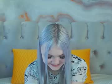 Aquanighty, 18 years old, hello everyone, today is my first day here , let's have fun, i'm #new #shy #natural #18  #young. goal: Let's smear my legs [15 tokens remaining], webcam photo