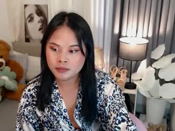 Catch me live as Arella_babes in premium male cam shows