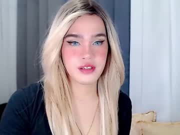 Arianne_xoxo777 • cum • check inn <3 • public