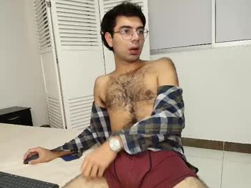 Aronwilde, 22 years old, Full naked ? [19 tokens left] #hairy #gay #bigcock #cashmaster #new, webcam photo