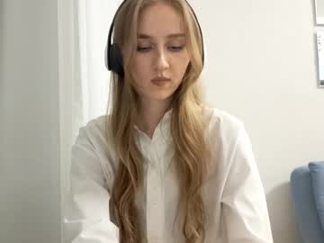 Artofblush, 18 years old, Goal Lower my shorts — Show a basic belly roll!<: My name is Alisa #new , new experience to me, hope it turns out well :3  #skinny #young #18 #shy [51 tokens remaining], webcam photo