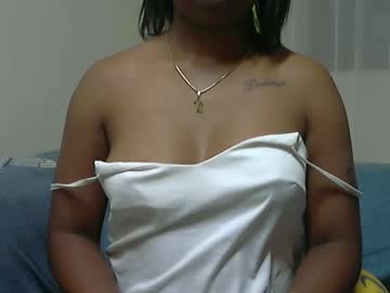 Squirting cam girl Ashleyqueen_x age 28 yrs live now
