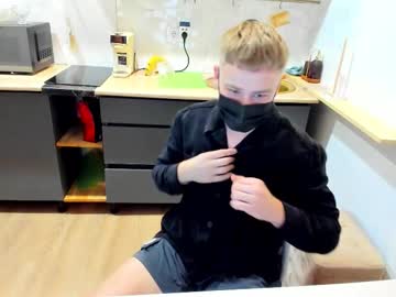 Astixgg, 20 years old, shirt off show nipples #shy #young #teen #new #blonde [250 tokens remaining], webcam photo