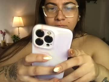 Aurablack_, 27 years old, GOAL: a secret glimpse(naked) [221 tokens remaining] Shy… until you provoke me #curvy #bigboobs #latina #young #new, webcam photo
