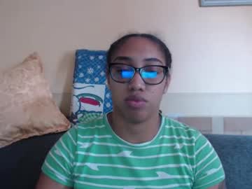 ava_f0xy - Live EU Performer