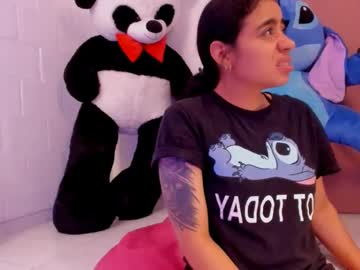 Feet Cams Live model Ave_fenix69, age 23 streaming Foot Fetish VR