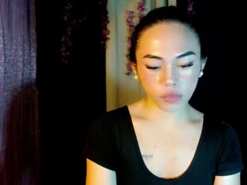 Skinny Asian cam girl Ayesha_x live in HD