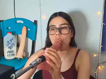 azul_poppi - Live Performer