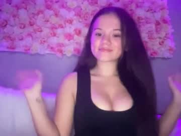 Babyaves, first time on here, cum say hi;) #petite #teen #new #allnatural [5983 tokens remaining], webcam photo