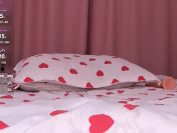 Bae_lyn, 18 years old, ?Get Naked? [77 tokens left] #asian #smalltits #lush #18 #curvy, webcam photo