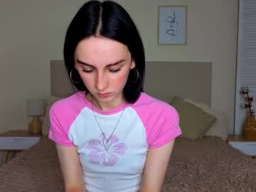 Beatifulpa1n, 18 years old, Goal: cum show #new  #feet #smalltits #skinny  #natural [666 tokens remaining], webcam photo
