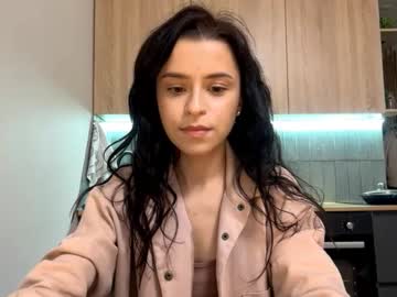 Beatriceesmond, 18 years old, GOAL:  Little Dance For You    ?Hello! My name is Katie! I am just starting a streamer and will be grateful for your advice and support! #new #shy #young #18 #teen ? [30 tokens remaining], webcam photo