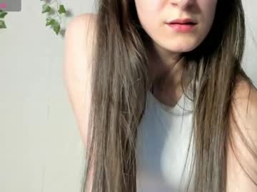 Beatrix3, 18 years old, Goal: spread ass #teen #18 #lovense #skinny #tease - Next Goal: touch my pussy and make wet, webcam photo