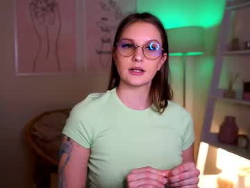 Becky_blong, 27 years old, PM 9 goal: leg tease #new #femdom #sph #chastity #cei [223 tokens remaining], webcam photo