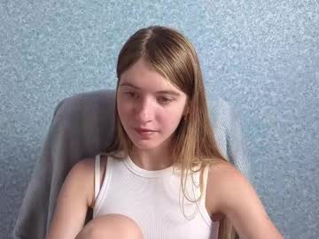 Live cam boy Bella_kallen, 19 yrs – Hot Male Cams