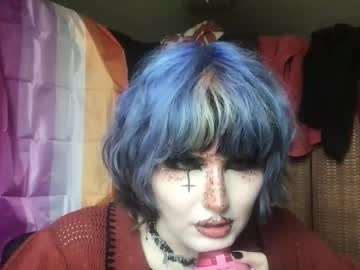 Belladonnablade, FIRST TIME TRANS LESBIAN GOTH QUEEEN!! Come say heyy :))  #goth #lesbian #new, webcam photo