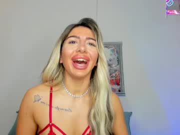 belle_hallle - Live Performer