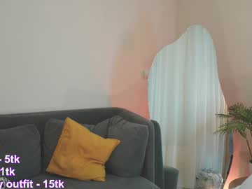 Bettany_may, 18 years old, GOAL: Maybe show u my back? :3 | Hello, my name is Bettany it my first day here! Nice to meet u :) #new #shy #blonde #bigboobs #18 [20 tokens remaining], webcam photo