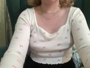 Feet Cams Live model Betteketty, age 18 streaming Foot Fetish VR