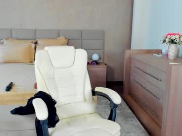 beverly_west - Live Performer