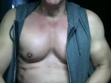 Live gay cam model Bgdkmuscleguy60 yrs streaming now in HD