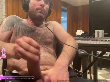 Bigdick_bubba big cock cam stud 31 yrs streaming live