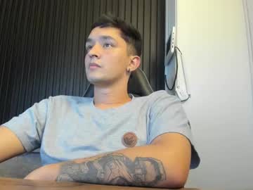 Bjorn_17 big cock cam stud 24 yrs streaming live