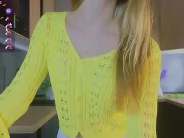 Blissmelody, 18 years old, Hello, I'm Ruby! I'm #18 years old, I'm a #new and very #shy girl. Its my first day here #Young #Skinny Goal:Caress my neck [74 tokens remaining], webcam photo