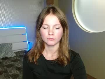 Blonda_shy, 19 years old, Welcome to my room! Im new here, lets play! #shy #new #18 #blonde #skinny, webcam photo