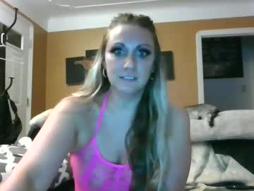 Live Milf Blondebitch105292 - Hot Milf Cams