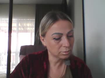 Live Milf Blondkitti, 50 yrs - Hot Milf Cams