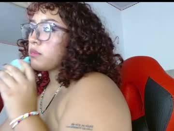 Blueevelvet, 21 years old, GOAL: Get naked + twerking [63 tokens remaining] It is my first day, I am a shy girl wanting to do evil? #hairy #bbw #redhead #chubby #new, webcam photo