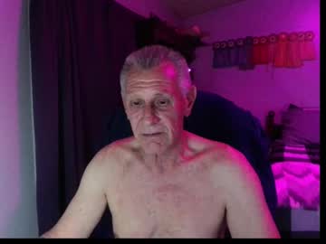 Catch me live as Bobo_ny, age 99 yrs in premium male cam shows