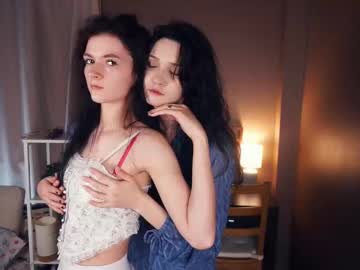 Live cam boy Bonniecoomer, 18 yrs – Hot Male Cams