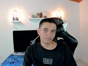 Boygood_, 20 years old, GOAL: kiss [5 tokens remaining] full fun  #18 #young #bigcock #bigass #new, webcam photo