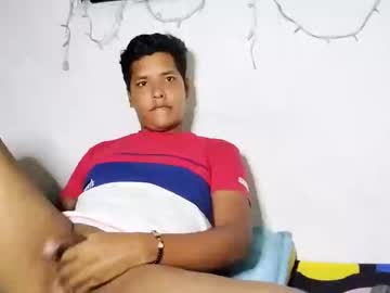 Boysex1124 big cock cam stud 28 yrs streaming live