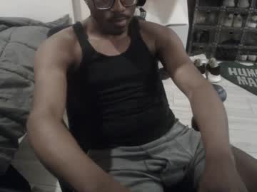 Live gay cam model Bquen400 streaming now in HD