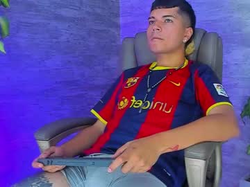 Brandon_hills, GOAL: Masturbation X10min [222 tokens remaining] Welcome to my room! #feet #young #cumshow #bigdick #new, webcam photo