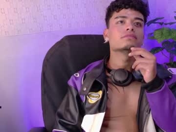 Hairy cam model Brianxrider, 24 yrs live now