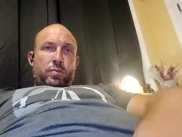 Catch me live as Brucejuce666, age 40 yrs in premium male cam shows