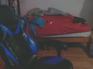 Live Milf Bubblebut11 - Hot Milf Cams