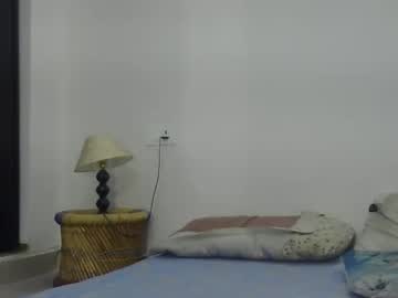 Hairy cam model Bustynoor2, 24 yrs live now