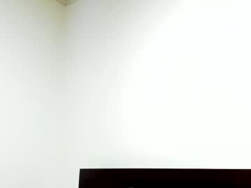 Hairy cam model Buunny_bella, 23 yrs live now