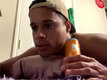 Cakedupmothman • bigbutts25y • Texas, United States • public