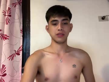 Skinny Asian cam girl Callmehairyx live in HD