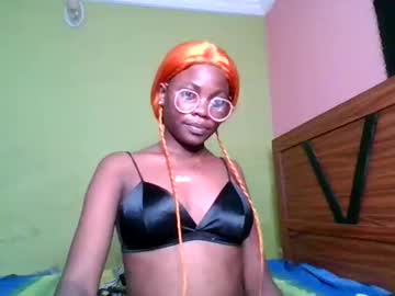 Squirting cam girl Candy_doll_xxxx live now