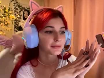 Carleendow, 18 years old, GOAL: Send you an air kiss #shy #18 #new #natural #teen [3 tokens remaining], webcam photo