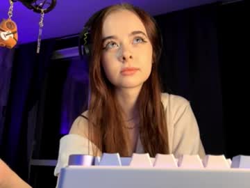 Carmellacarrico, 18 years old, Goal -  Lick my paws | Hello CB, my name is Rin! i'm #new here! Show me your thumbs up! Let's get acquainted #shy #18 #teen #redhead [42 tokens remaining], webcam photo