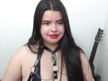 Carolina_lee12, 22 years old, GOAL: ??bondage [135 tokens remaining] Welcome to my room! #curvy #lovense #young #Bigboobs #natural #latinacum, webcam photo